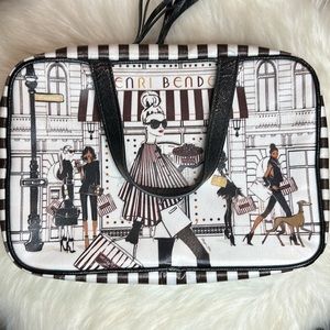 EUC HENRI BENDEL MEGAN HESS TRAVEL CASE